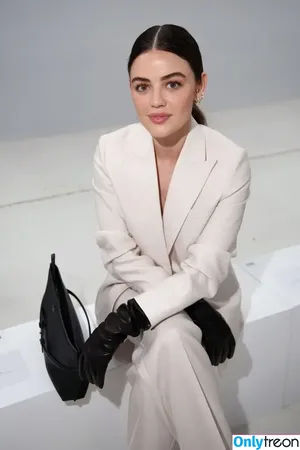 Lucy Hale / lucyhale nude photo #0198