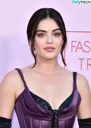 Lucy Hale / lucyhale nude photo #0300