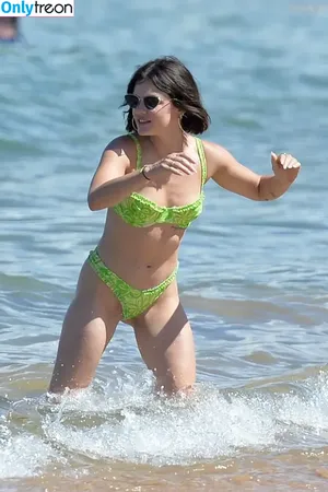 Lucy Hale / lucyhale nude photo #0356