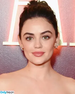 Lucy Hale / lucyhale nude photo #0392