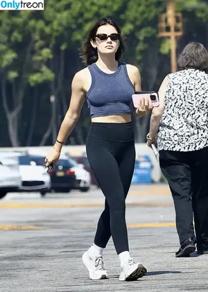 Lucy Hale / lucyhale nude photo #0539