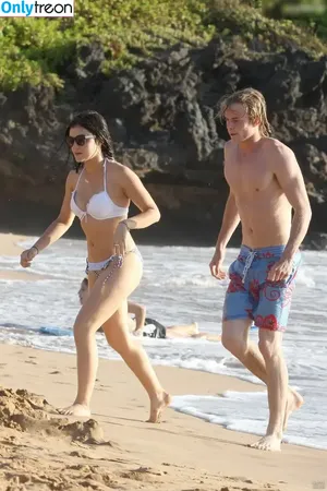 Lucy Hale / lucyhale nude photo #0563