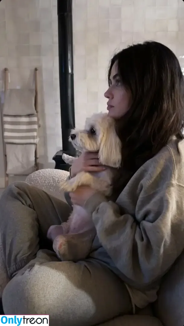 Lucy Hale nude photo #0124 (lucyhale)