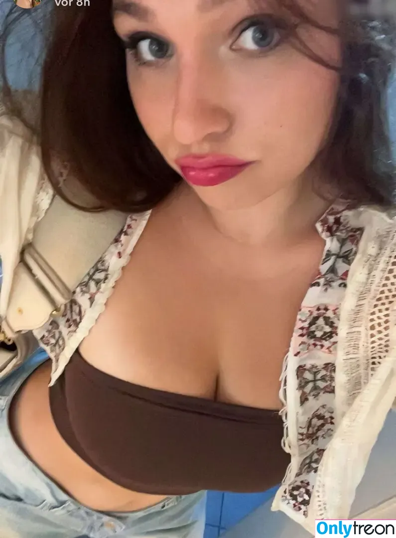 Lucy Lacht nude photo #0308 (lucy_lacht)