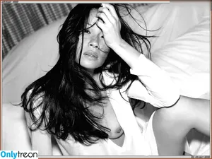 Lucy Liu / LucyLiu / xlucyliux nude photo #0025