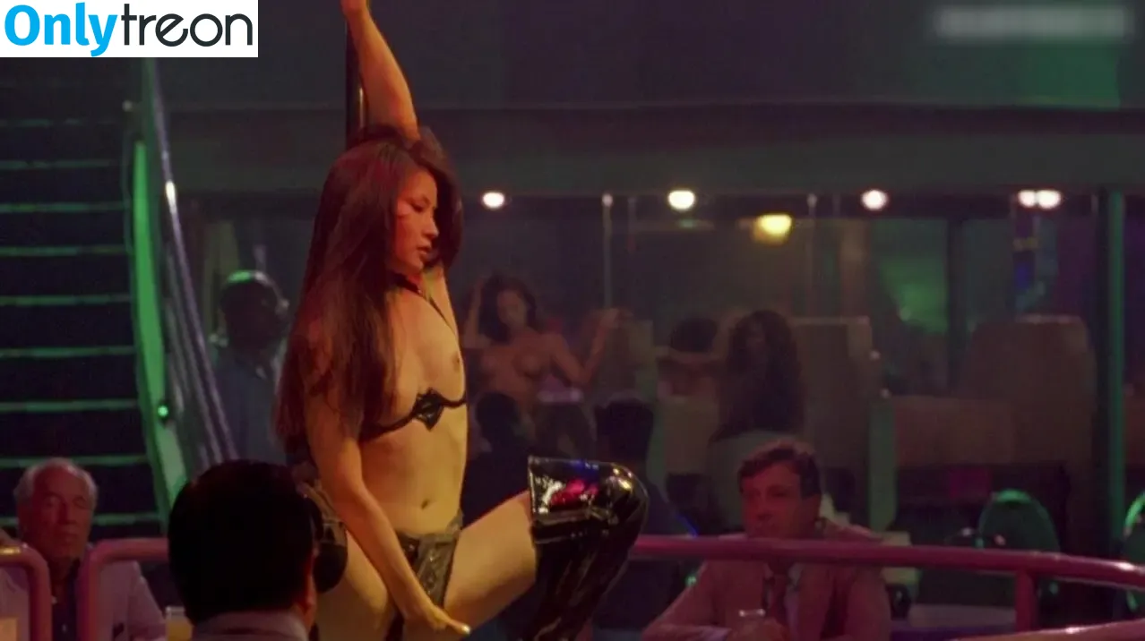 Lucy Liu nude photo #0010 (LucyLiu / xlucyliux)