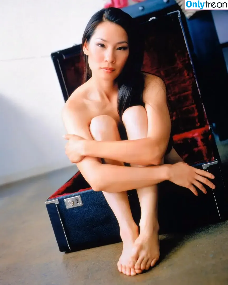Lucy Liu nude photo #0037 (LucyLiu / xlucyliux)