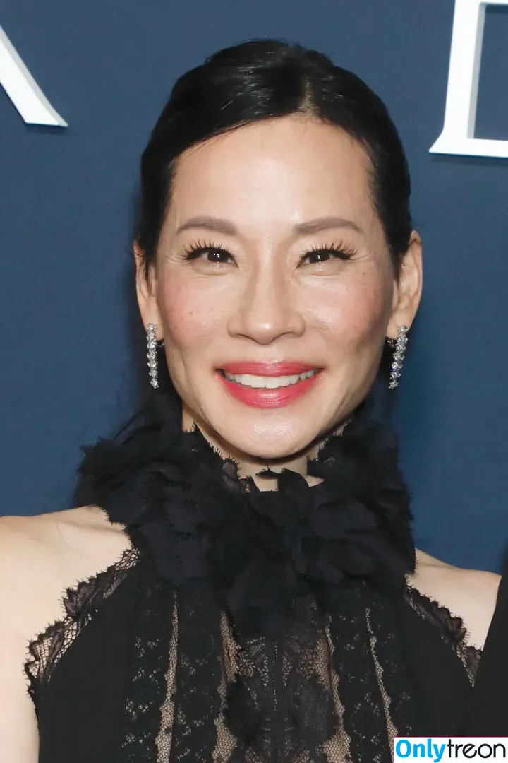 Lucy Liu nude photo #0076 (LucyLiu / xlucyliux)