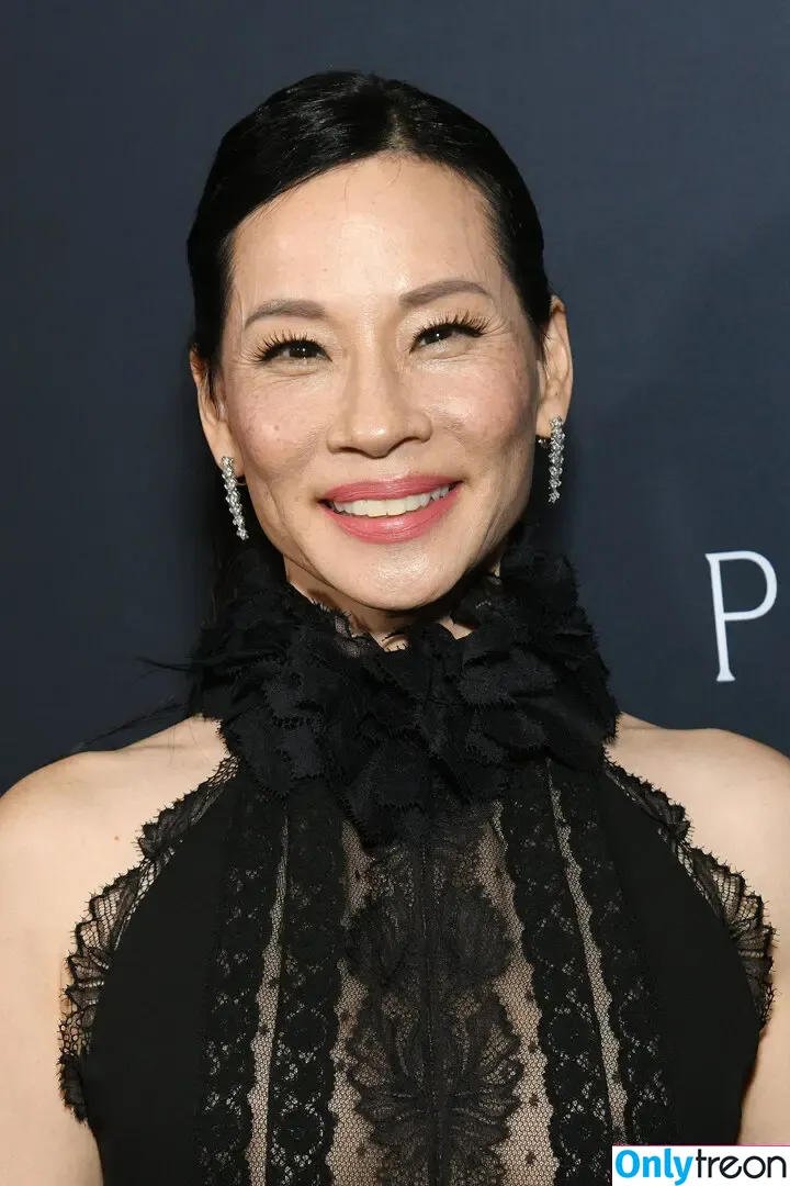 Lucy Liu nude photo #0084 (LucyLiu / xlucyliux)