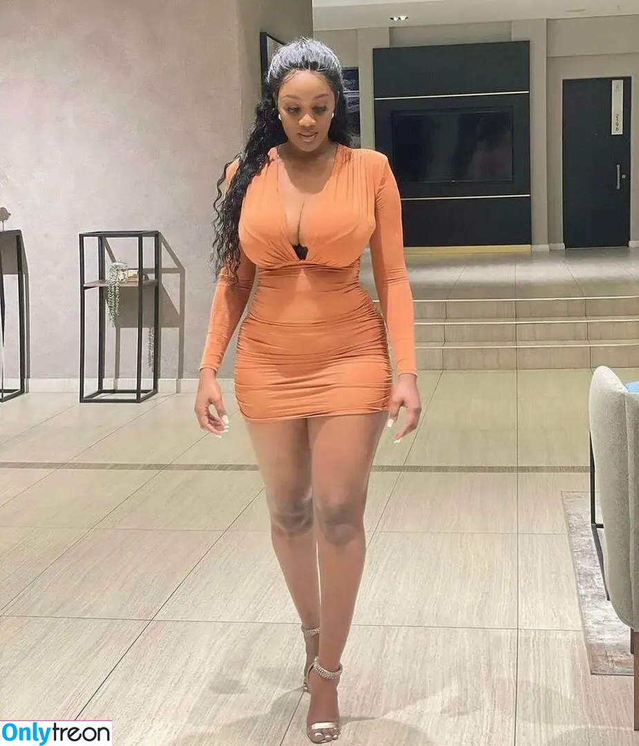 Lucy Malangh nude photo #0016 (lucy_malangh)