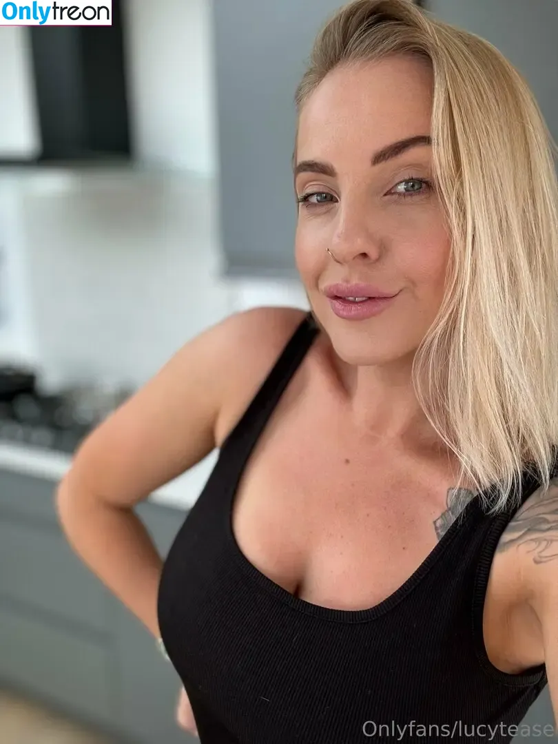 lucy_robinson nude photo #0193 (lucy_robinson)