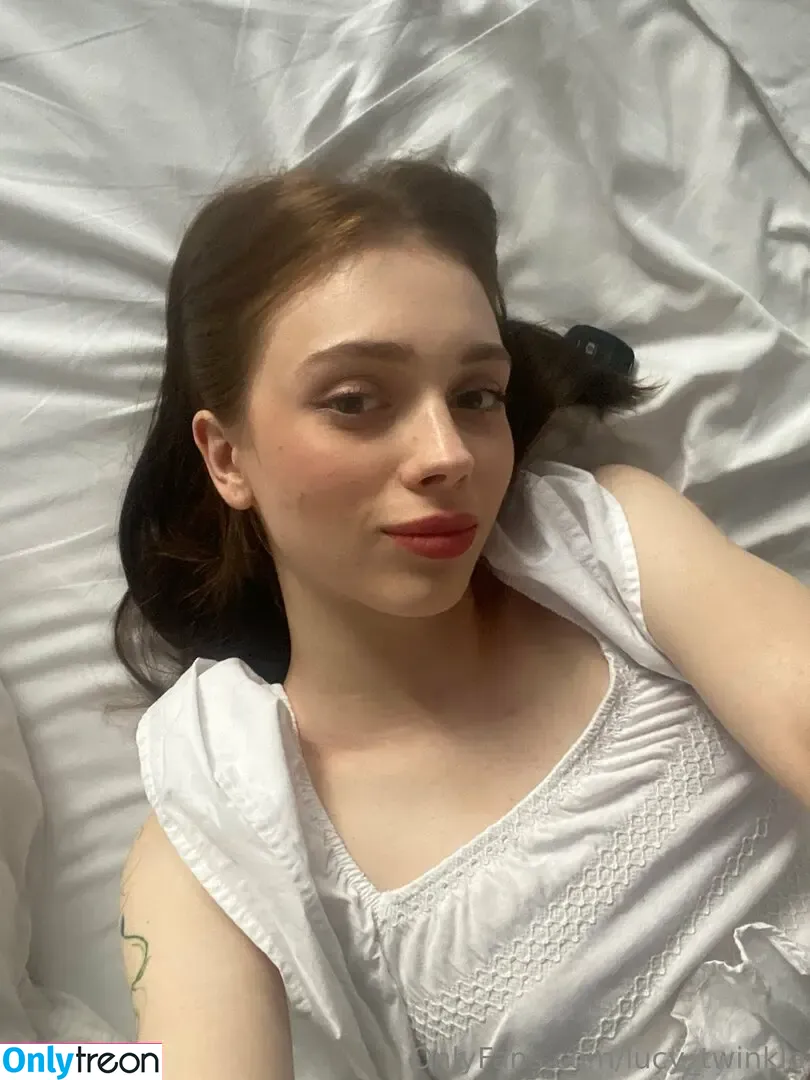 lucy_twinkle nude photo #0007 (lucytwinkle_)