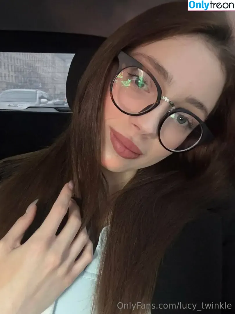 lucy_twinkle nude photo #0042 (lucytwinkle_)