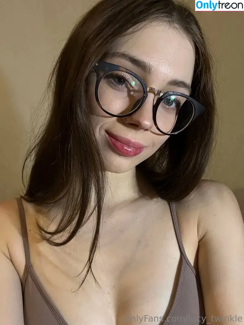 lucy_twinkle nude photo #0044 (lucytwinkle_)