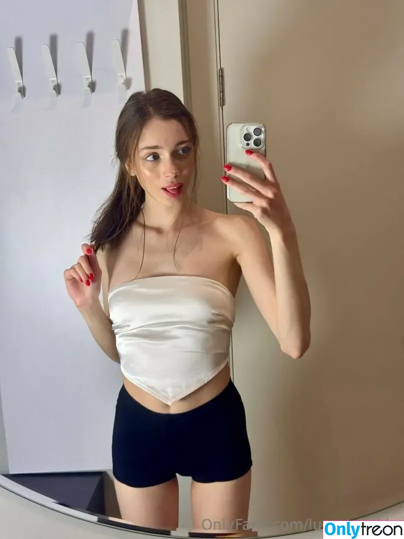 lucy_twinkle nude photo #0076 (lucytwinkle_)