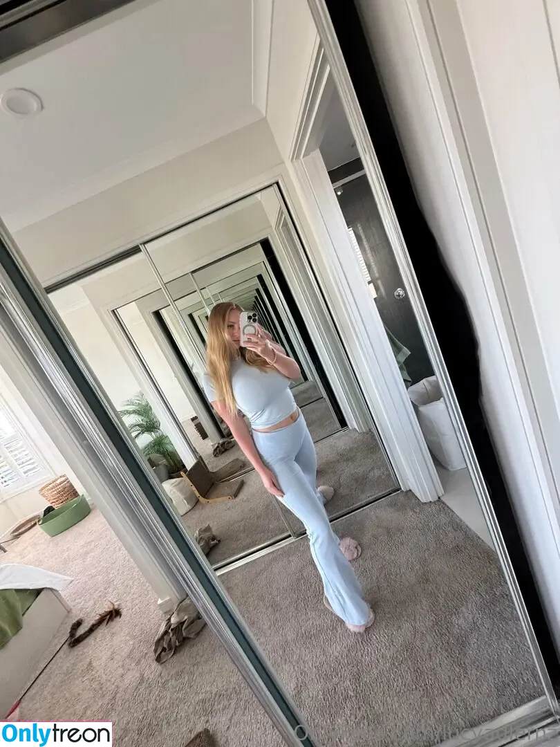lucyadlernz nude photo #0065 (itslucyadler / lucyadler97)