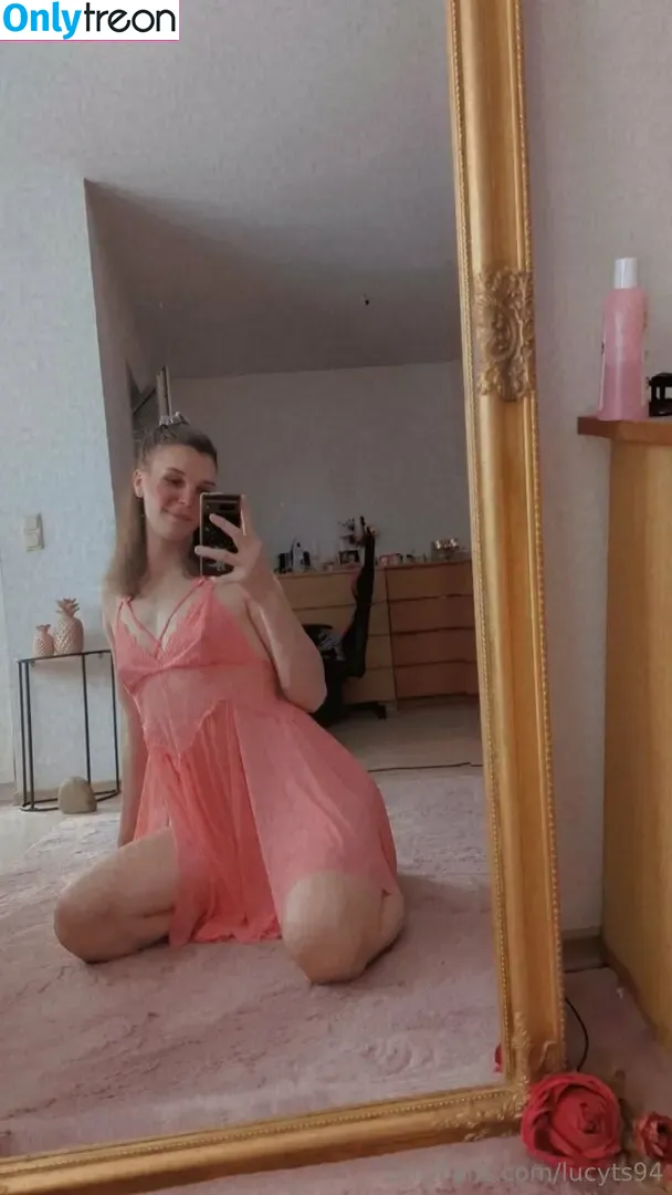 lucyts94 nude photo #0028 (lucyts94)