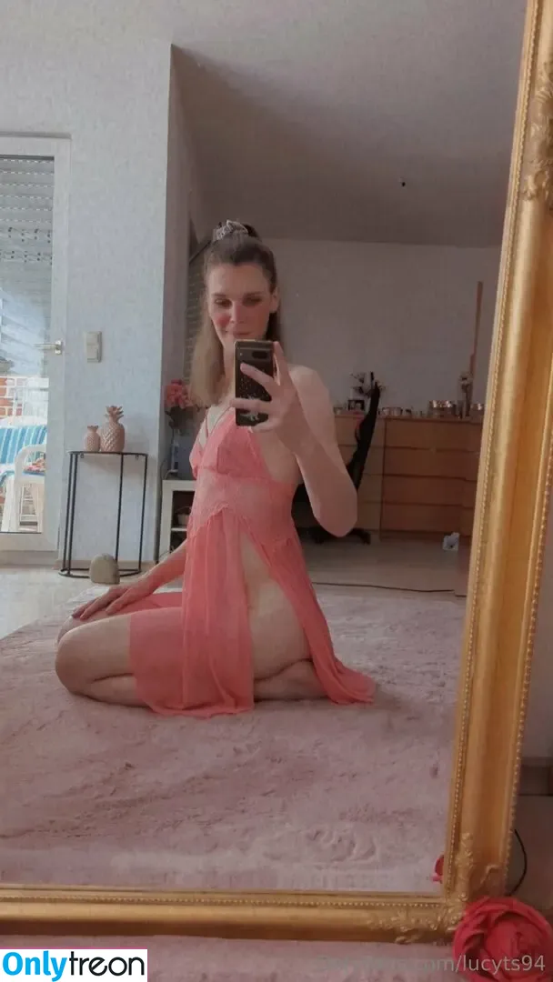 lucyts94 nude photo #0040 (lucyts94)