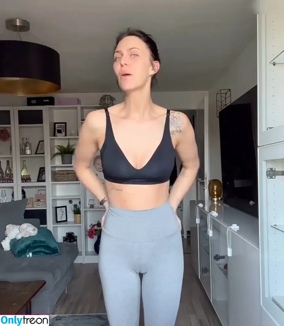 Luise Matejczyk nude photo #0176 (louisematejczyk)