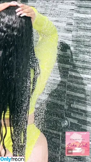 Lul.litaaa / F.K.A yarixbel.21 / lulbenzie nude photo #0001