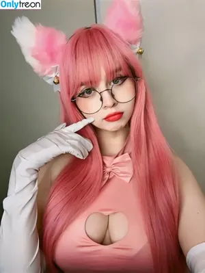  nude photo #0001