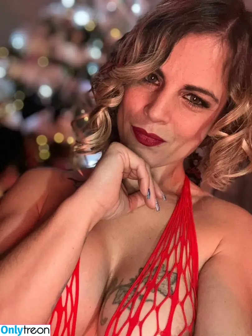 Lumacarie nude photo #0030 (Marie Galant / Marie Lumacarie / marie_lumacarie_off)