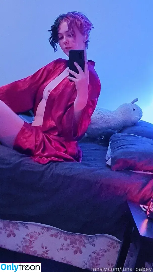 luna_babey nude photo #0023 (luna_baby__)