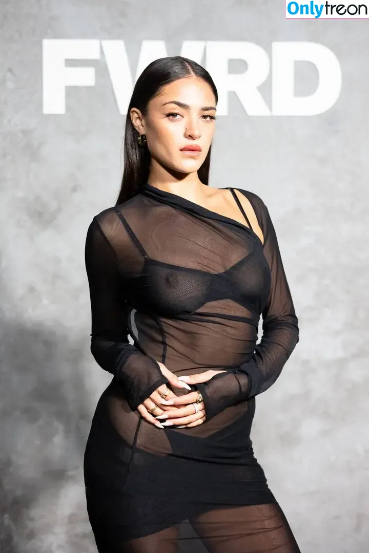 Luna Blaise nude photo #0011 (lunablaise)