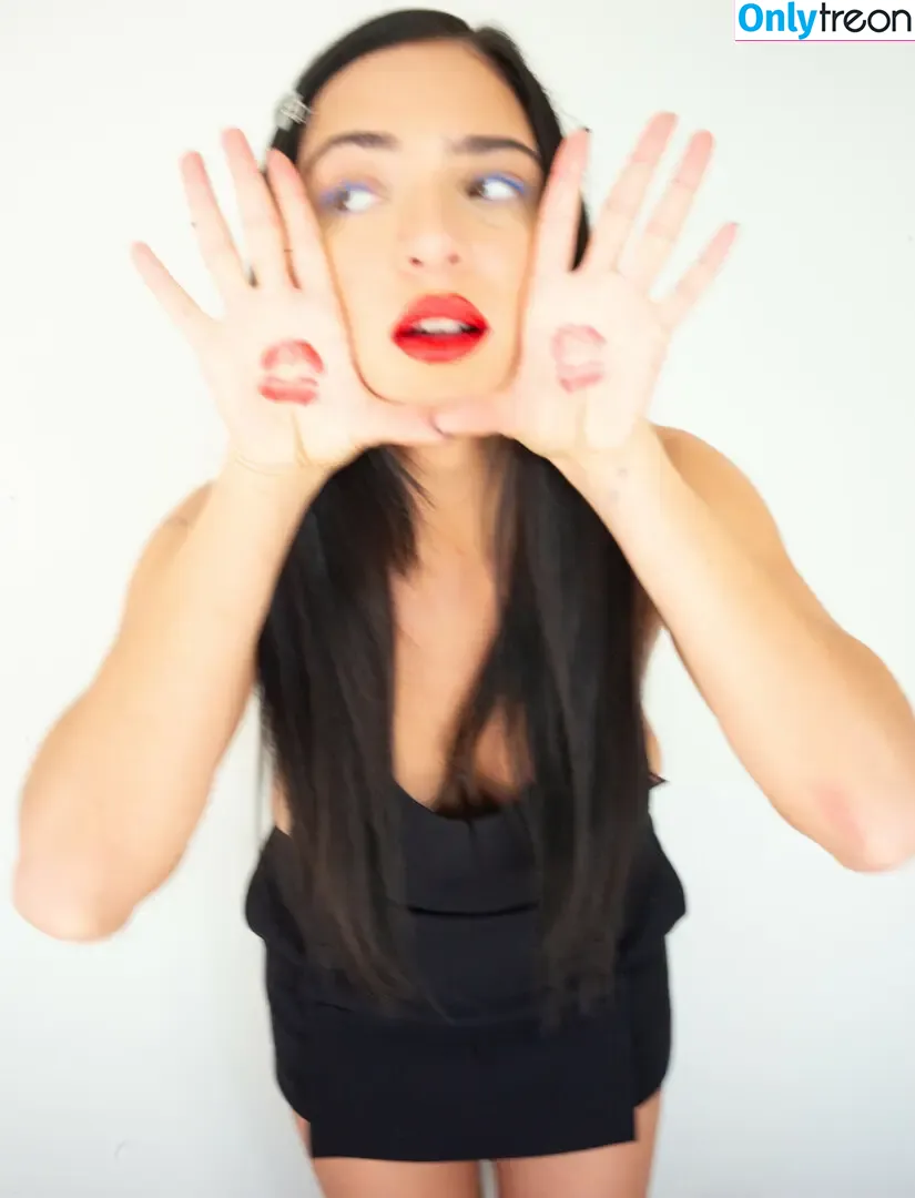 Luna Blaise nude photo #0047 (lunablaise)
