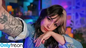 Luna Bloom / LunaBloomASMR / daisylunablossom nude photo #0017