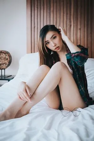 Luna Ly / lunalyxx / lunaokko nude photo #0023