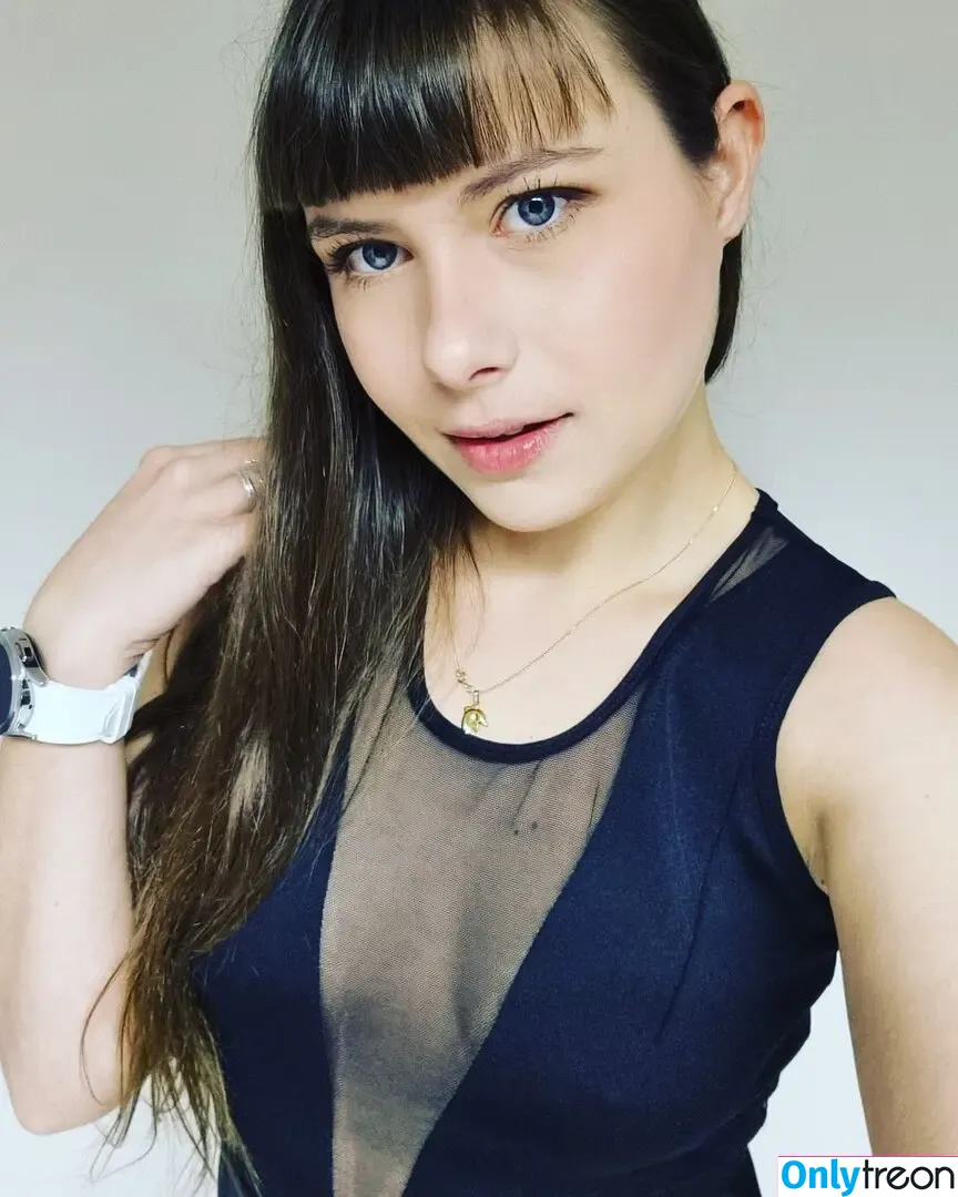 Luna Rival nude photo #0008 (614600674 / Lunarival / louprival / lunarival_official2)