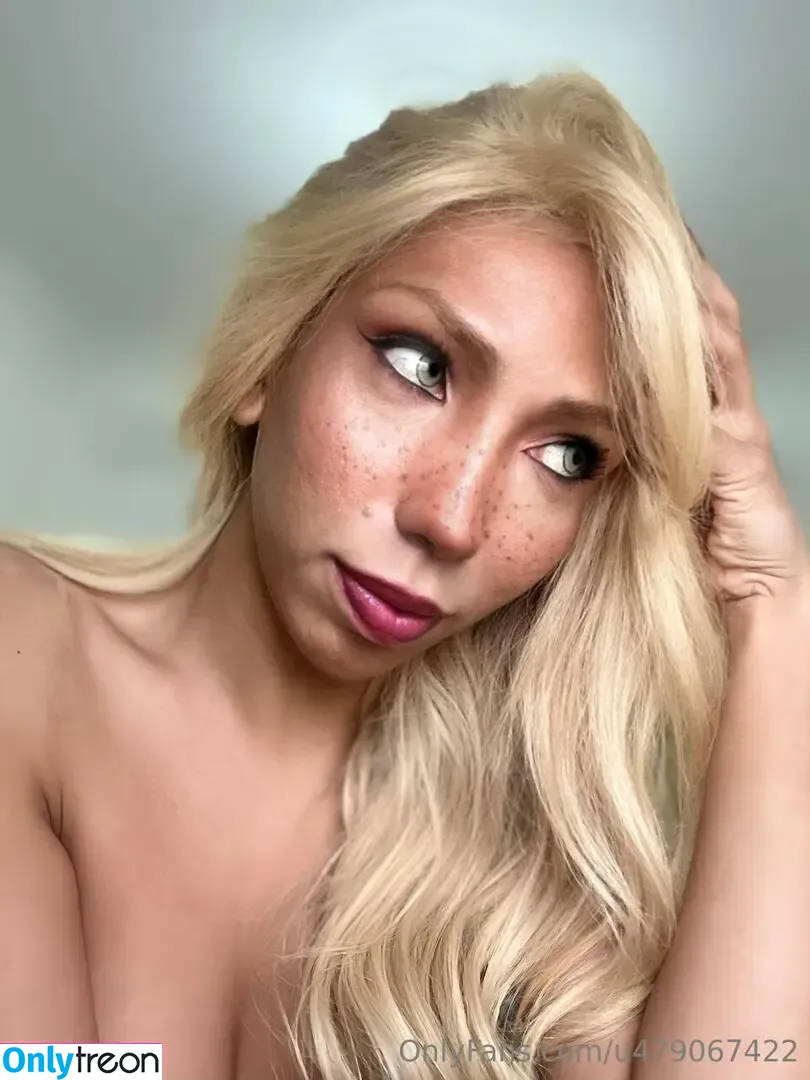 luna20cm nude photo #0003 (lunamoonmccall)