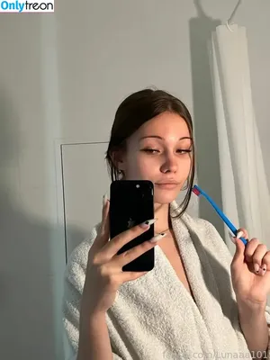 Lunaaa101 / lunaa_101 / transsluna nude photo #0021
