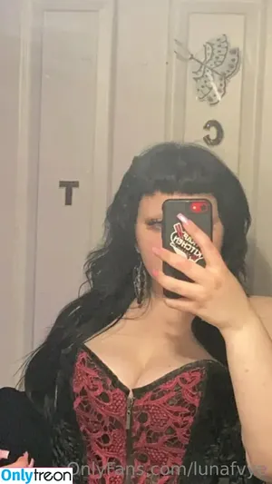  nude photo #0005