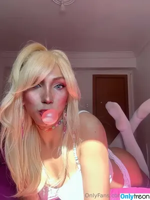  nude photo #0004