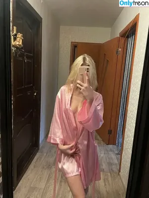 Lunaqueen / Lunateeen / lunaqueeeen / lunaqueeen / lunaqueen.official / lunaqueencb nude photo #0036