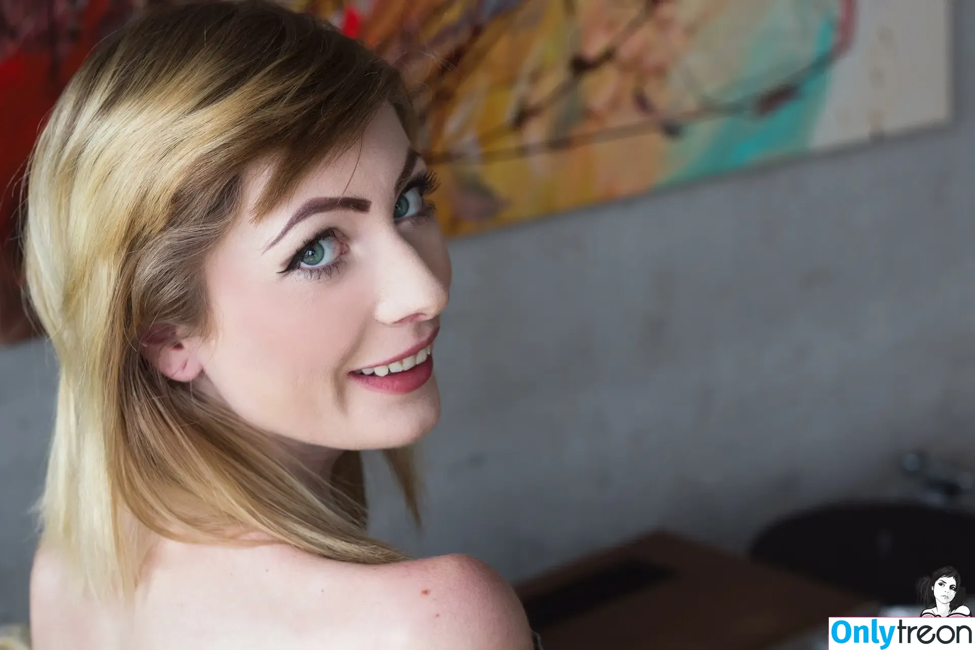 Lunchbox nude photo #0008 (142953636 / radiolunchbox)