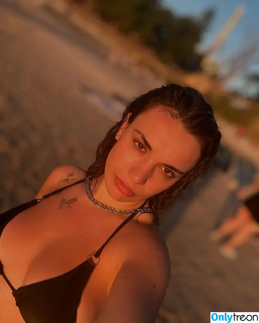 Lupsi_upsi nude photo #0013 (anspawn_time / lulipopminucci)