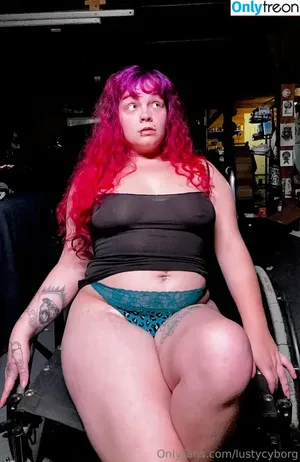 LustyCyborg nude photo #0019