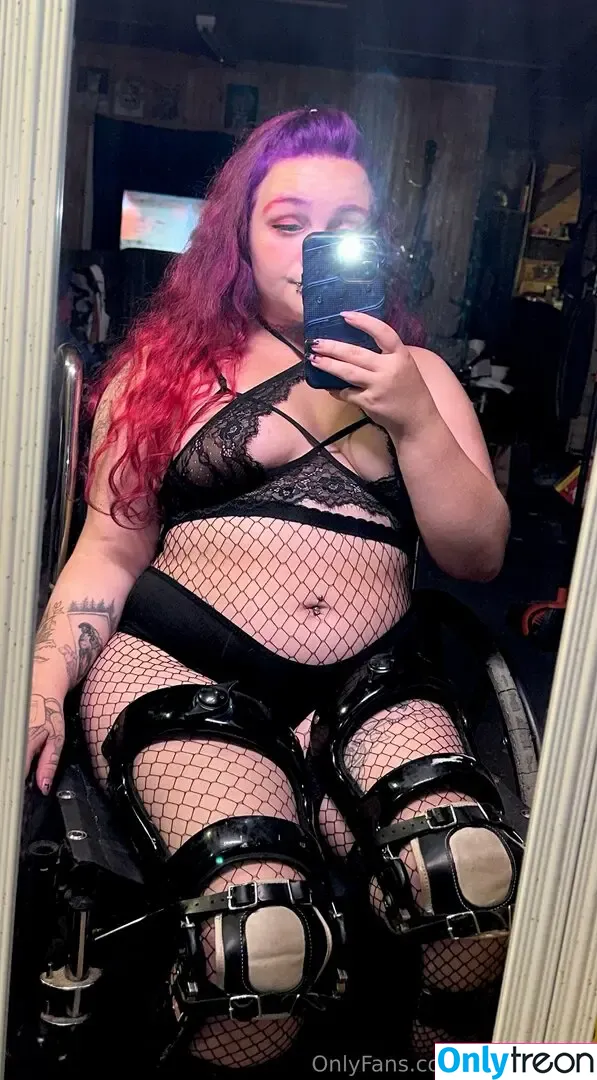 LustyCyborg nude photo #0010 (LustyCyborg)