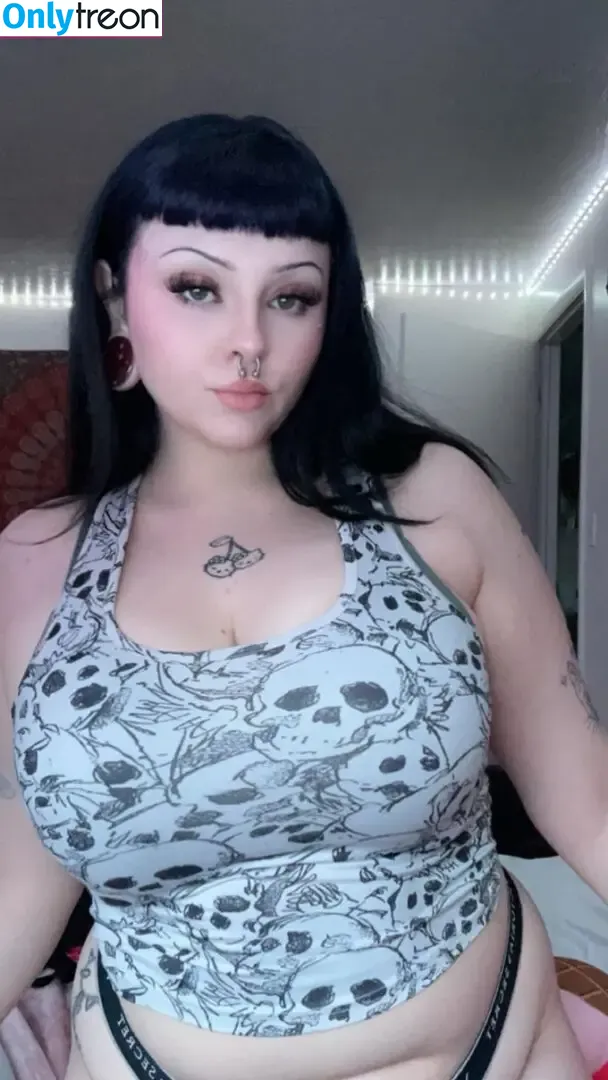 Luvrgirlindi nude photo #0006 (Luvrgirlindi)