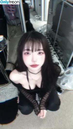 Luvuhiki / Bibiuluv / iamriri / luvki15699 / ohsolovelyk / 리리 / 히키ひき nude photo #0051