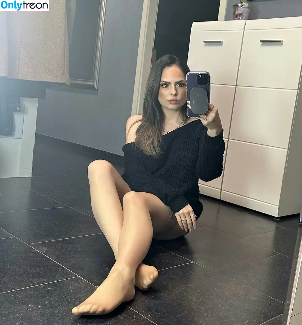Luxe Bella Donna nude photo #0005 (luxe_bella_donna / theebelladonnax)