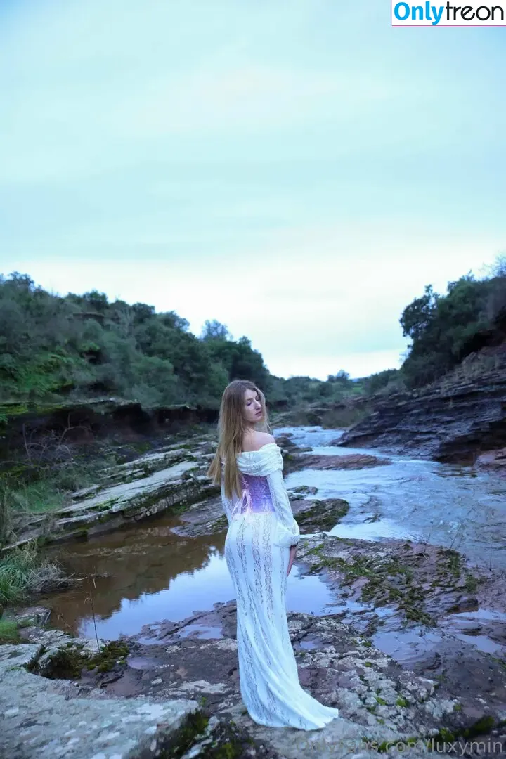 luxymin nude photo #0054 (luxymin4)