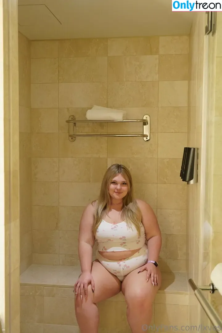 lxves nude photo #0047 (lxves._)