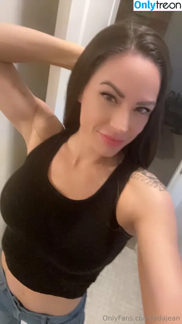 lydajean nude photo #0031 (lydabug3)
