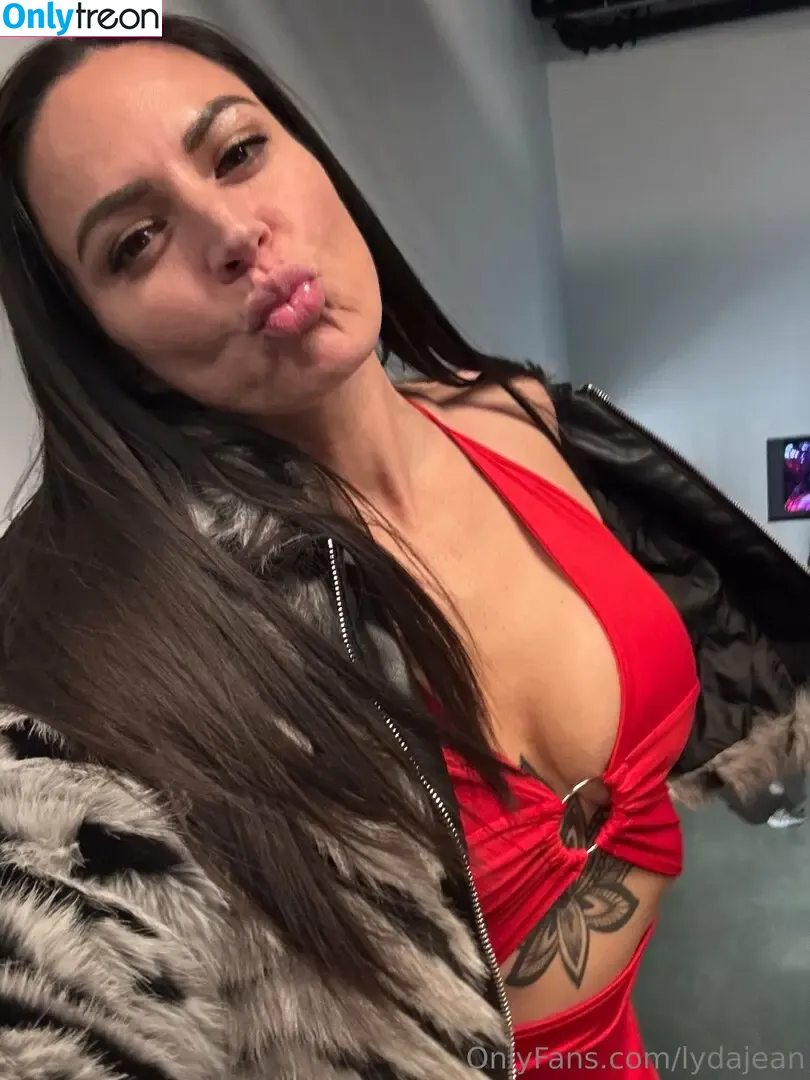 lydajean nude photo #0052 (lydabug3)