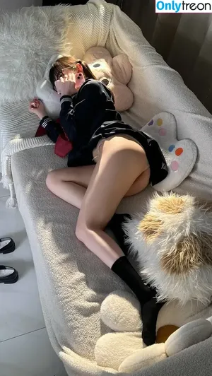 LynnLi7698 / 学徒林恩 / 幼水铃衣 / 幼水铃衣m nude photo #0213