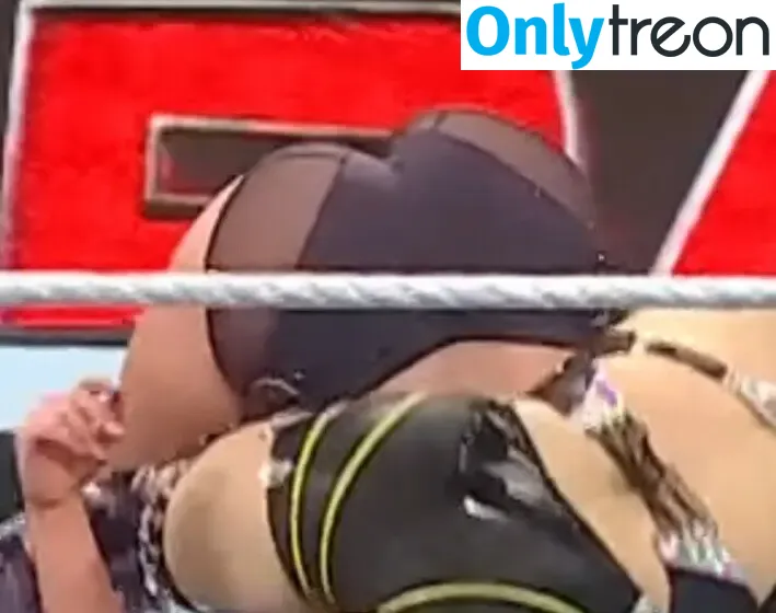 Lyra Valkyria nude photo #0323 (WWE / real_valkyria)